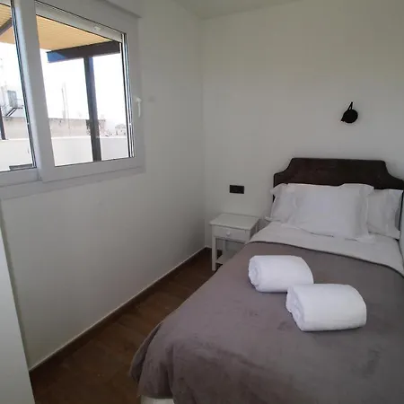 Atico Loft De Lujo Con Terraza Espectacular Y Vista A Los 2 Castillos